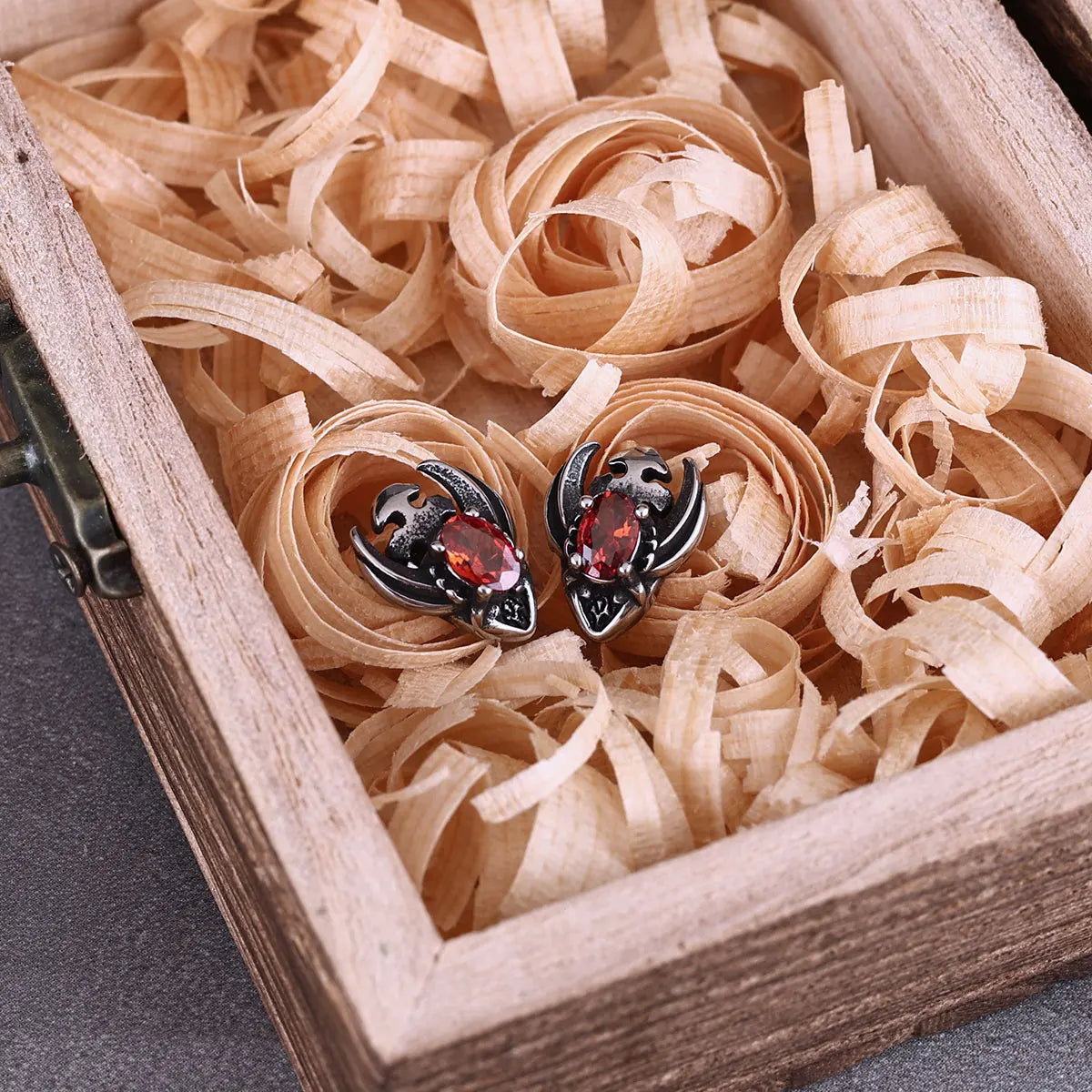 Personalized Ladybug Fashion Stainless Steel Earrings for Men and Women Hip Hop Street Earrings Punk Everyday Gift Jewelry