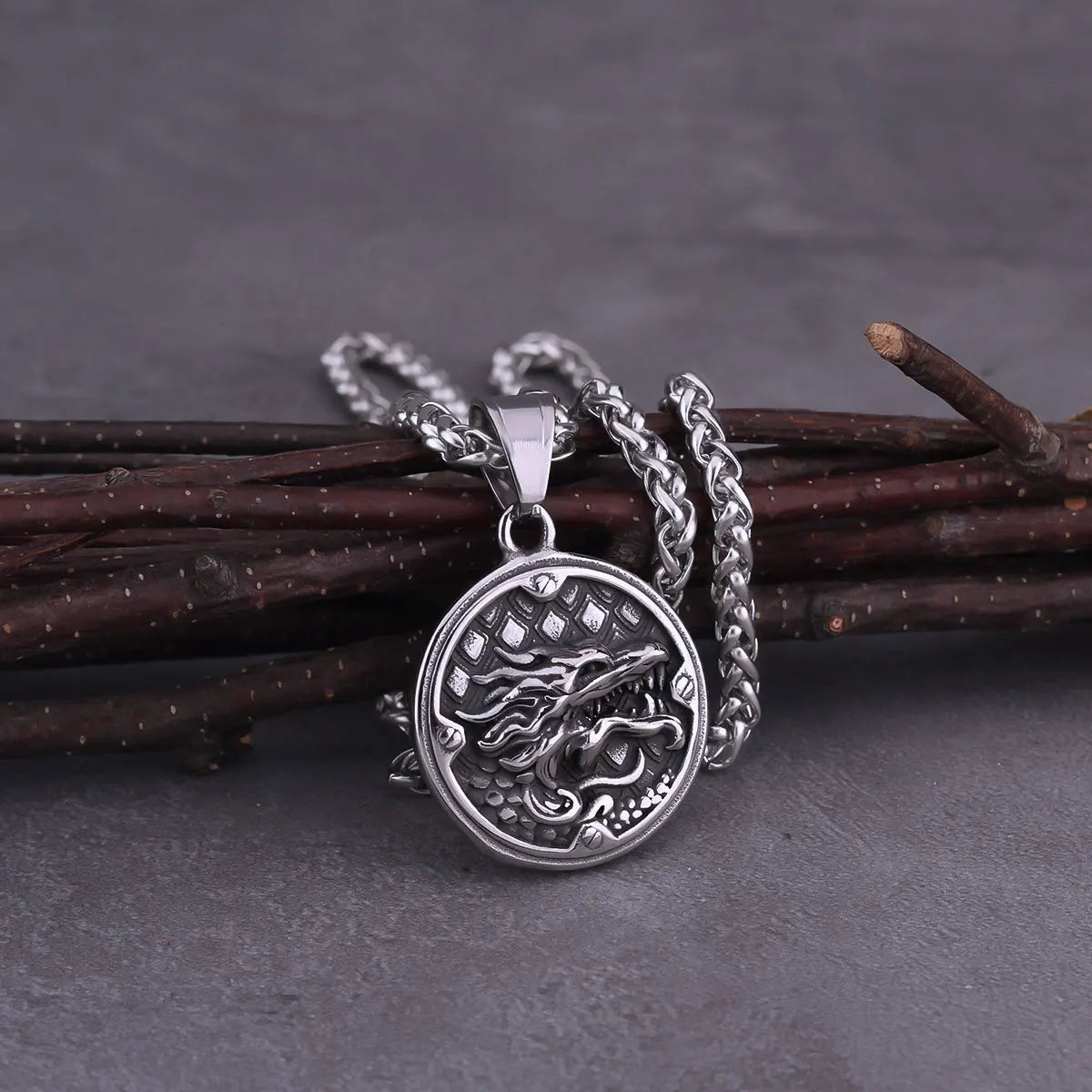 Vintage Vikings Animal Dragon Ouroboros Pendant Carved Scales Texture Stainless Steel Jewelry Scandinavian Amulet Necklace Gift
