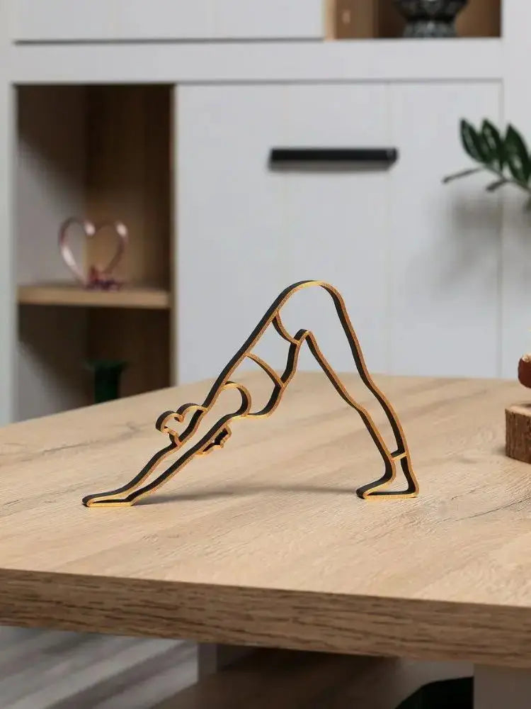 1 Piece of Abstract Geometric Style Yoga Lady Figurine Ornament, Yoga Lady Decoration, a Gift for Slimming, Calming and Beautiful Ladies