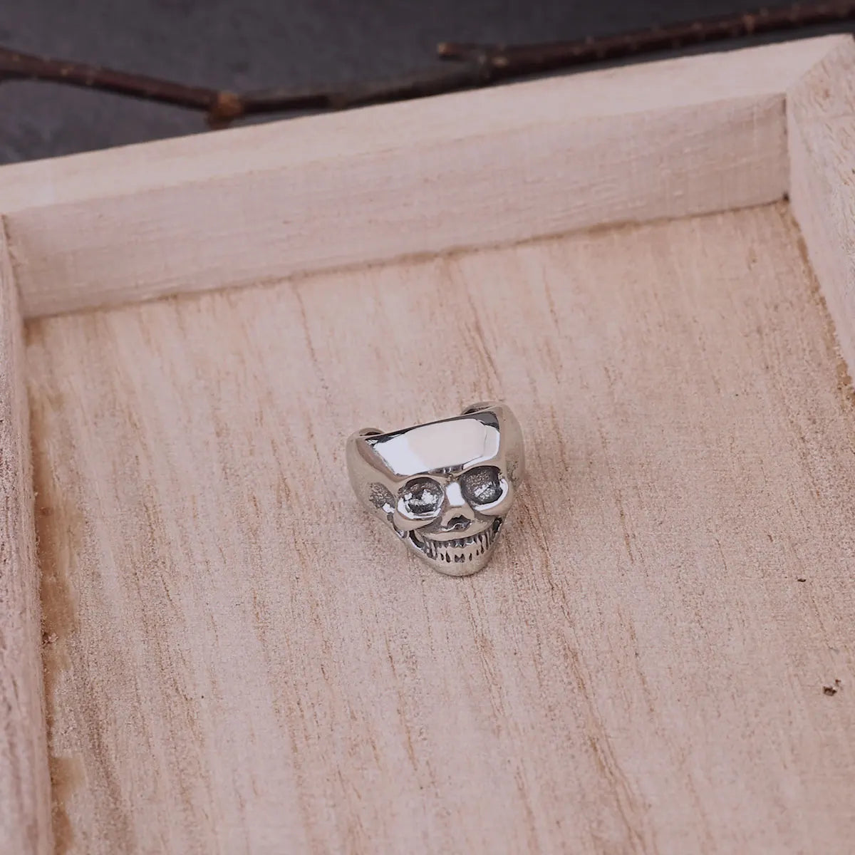 Stainless Steel Skull Clip Earring Jewelry Fashion Girls Punk Hip Hop Party Ears Accessories Hollow Skeleton Earrings Gift