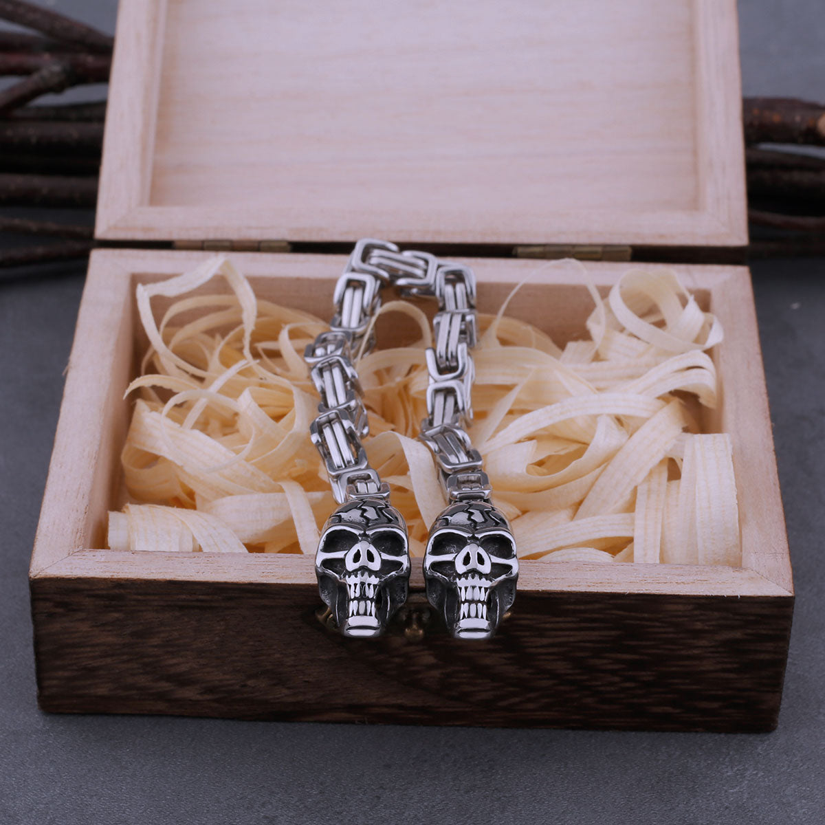 Men's Stainless Steel Skull Bracelet Fashion Boutique Hip Hop Biker Neo-Gothic Jewelry Gift with Wooden Box Dropshipping
