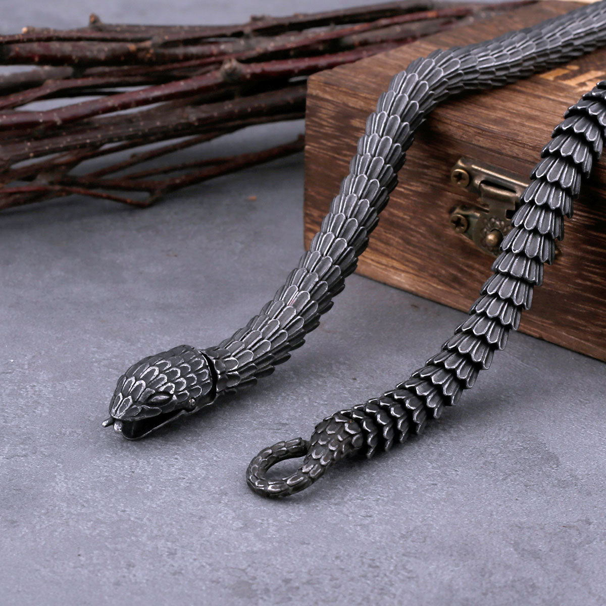Stainless Steel Viking Ouroboros Necklace Men's Punk Gothic Snake Necklace Fashion Biker Vintage Charm Jewelry Gift Wholesale