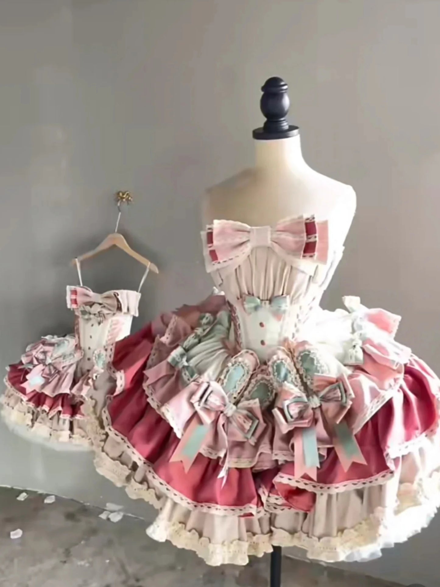 French Sweet and Cute Lolita Princess Sling Dress Summer New Girly Style Bow Slim Fit Puffy Cake Above Knee Ladies Lo Dresses