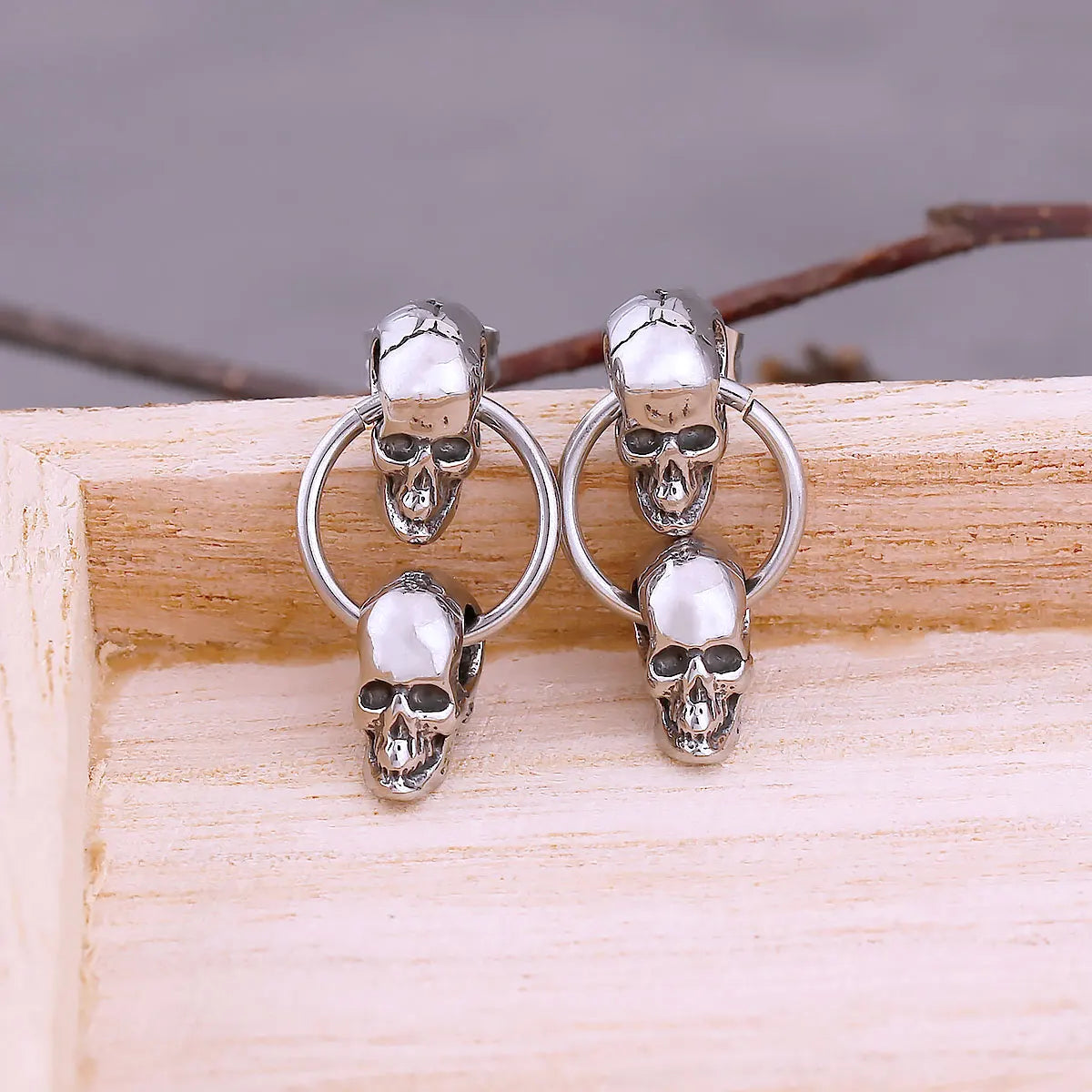 Neo-Gothic Double Skull Drop Earrings For Men and Women Hip Hop Street Style Stainless Steel Earrings Vintage Punk Jewelry Gift