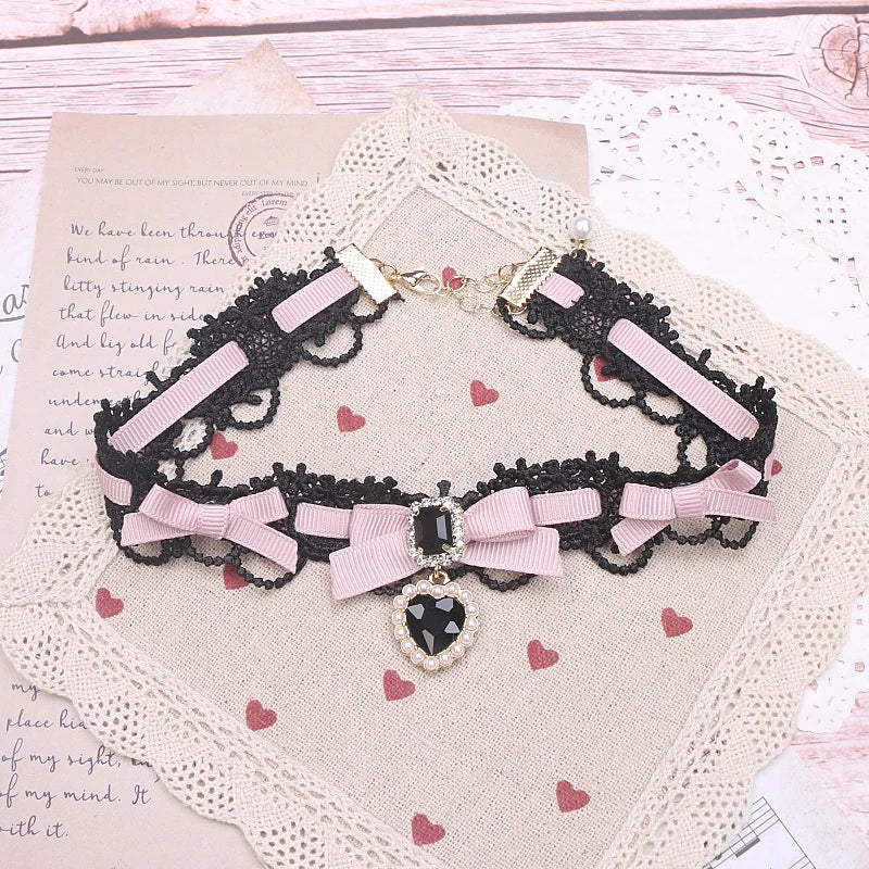 Lolita-Style Lace Choker Pearl Heart Rhinestone Necklace Lolita Pendant Girl Sweet Pearl Necklace with Heart Pendant for Women