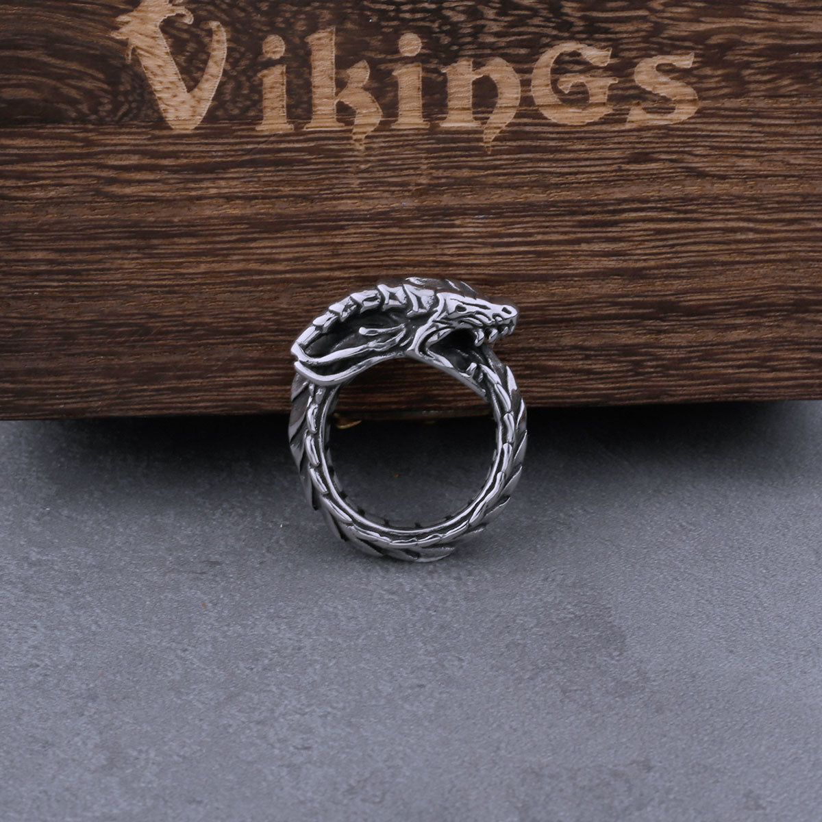 Stainless Steel Viking Ouruboros Self Devourer Dragon Ring Ring Men's Fashion Vintage Animal Dragon Ring Viking Jewelry Gift