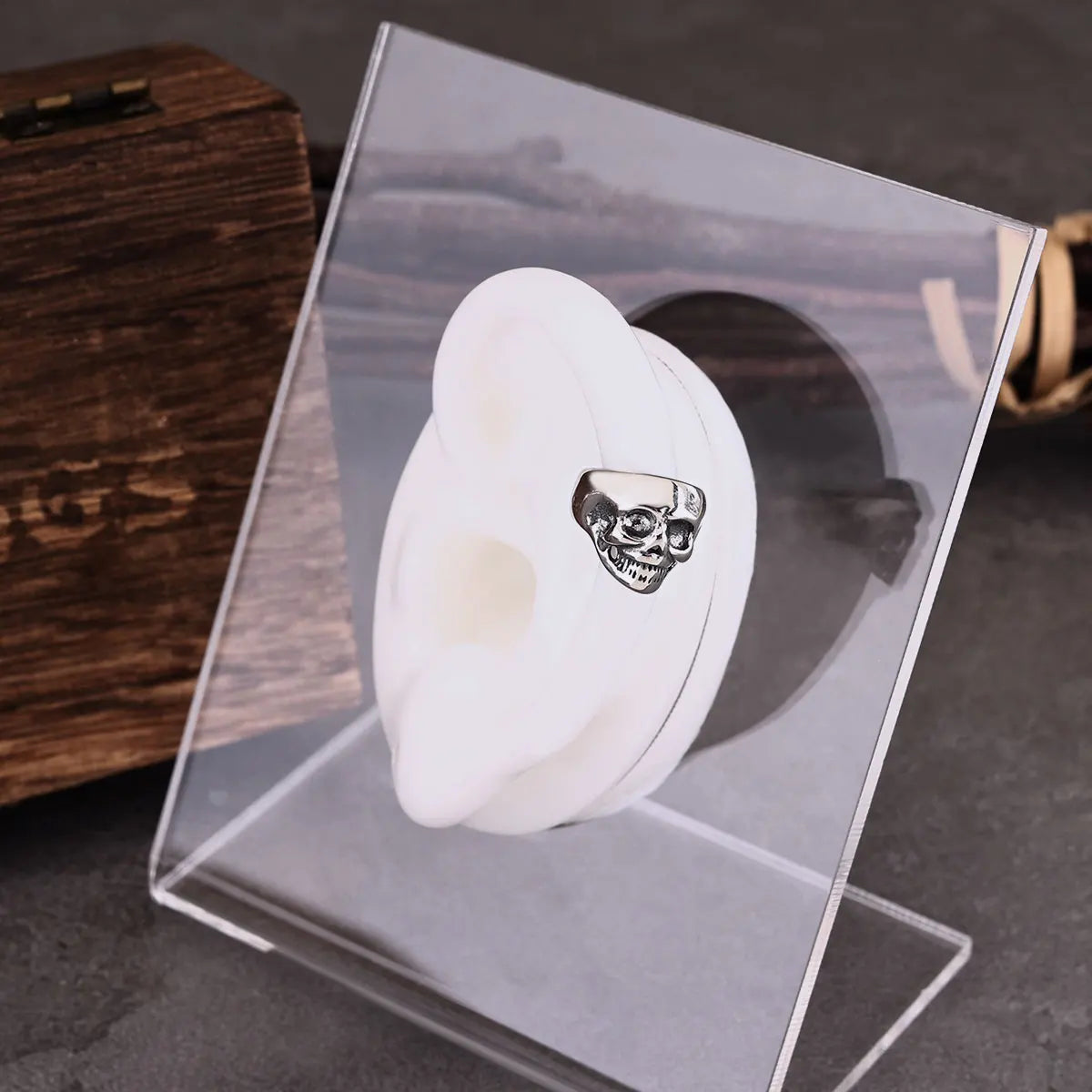 Stainless Steel Skull Clip Earring Jewelry Fashion Girls Punk Hip Hop Party Ears Accessories Hollow Skeleton Earrings Gift