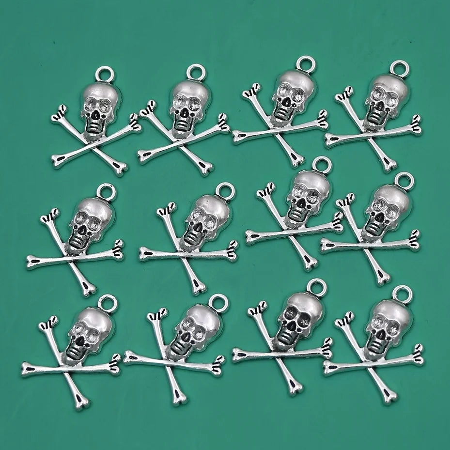 15pcs 23.6x19.5mm Pirate Style Skull Pendant Antique Silvery Tibetan Style Skeleton Charms Vintage Halloween Pendants