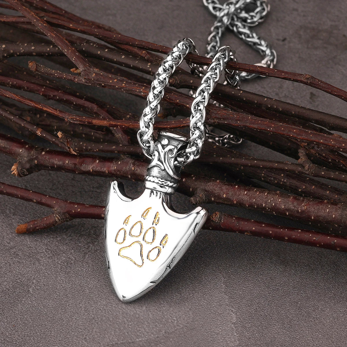 Vintage Viking Weapon Spear Pendant Necklace Stainless Steel Nordic Wolf Totem Amulet Jewelry Halloween Party Gift for Men Women