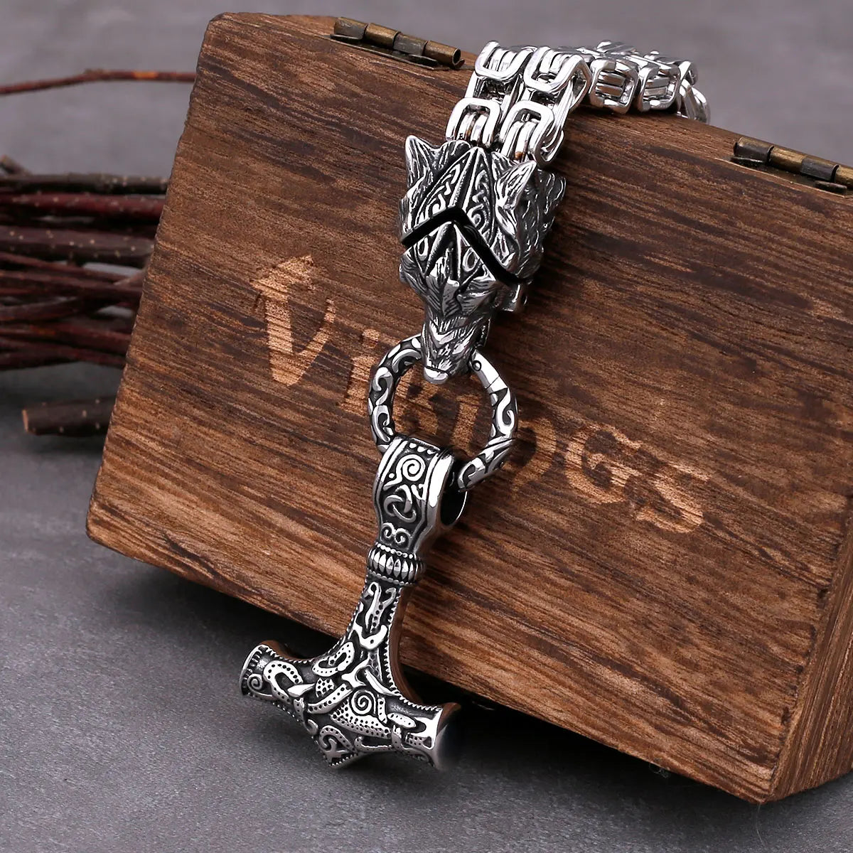 Glamorous Stainless Steel Wolf Head Necklace Viking Creativity Thor's Hammer Pendant Punk Hip Hop Rock Party Cool Jewelry Gifts