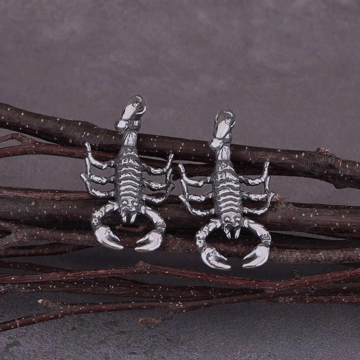 Stainless Steel Animal Scorpion Drop Earrings Fashion Women Unisex Gothic Punk Ears Jewelry Party Club Gift