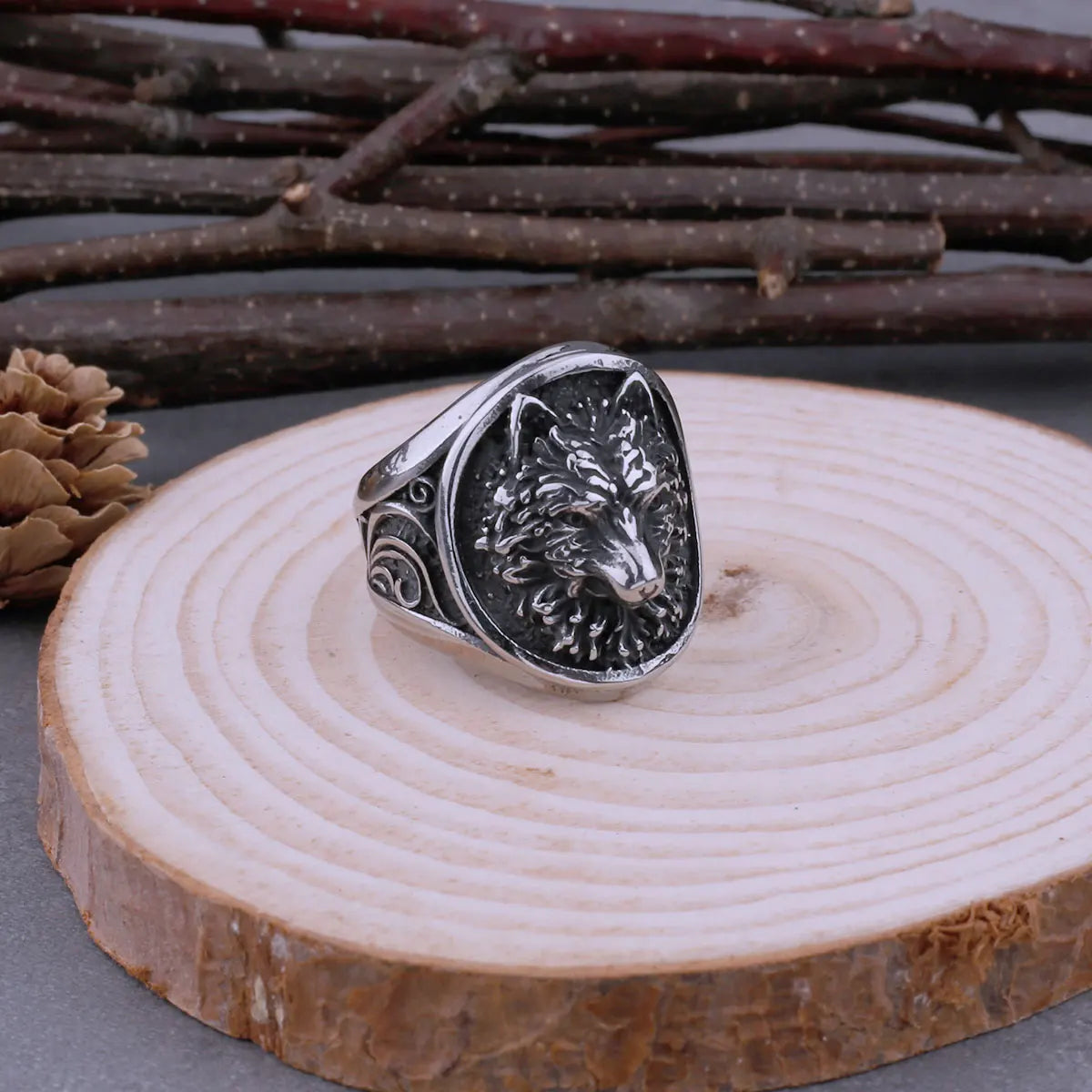 316L Stainless Steel Viking Never Fade Wolf Head Ring Ring Men's Hip Hop Vintage Ring Viking Wolf Jewelry with Wooden Box