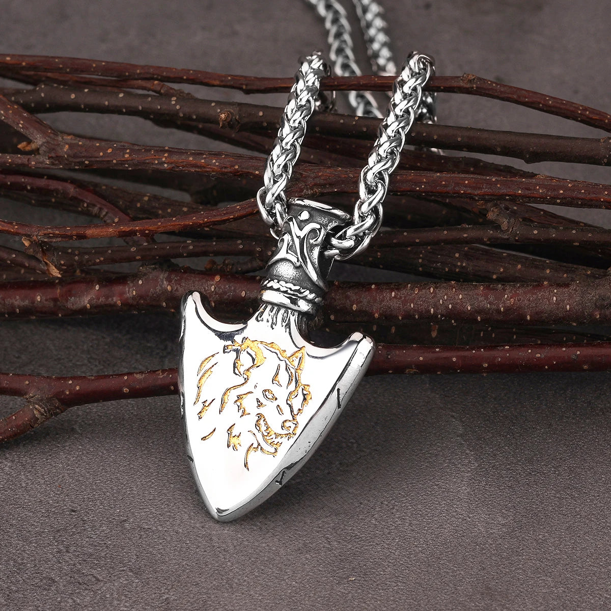 Vintage Viking Weapon Spear Pendant Necklace Stainless Steel Nordic Wolf Totem Amulet Jewelry Halloween Party Gift for Men Women