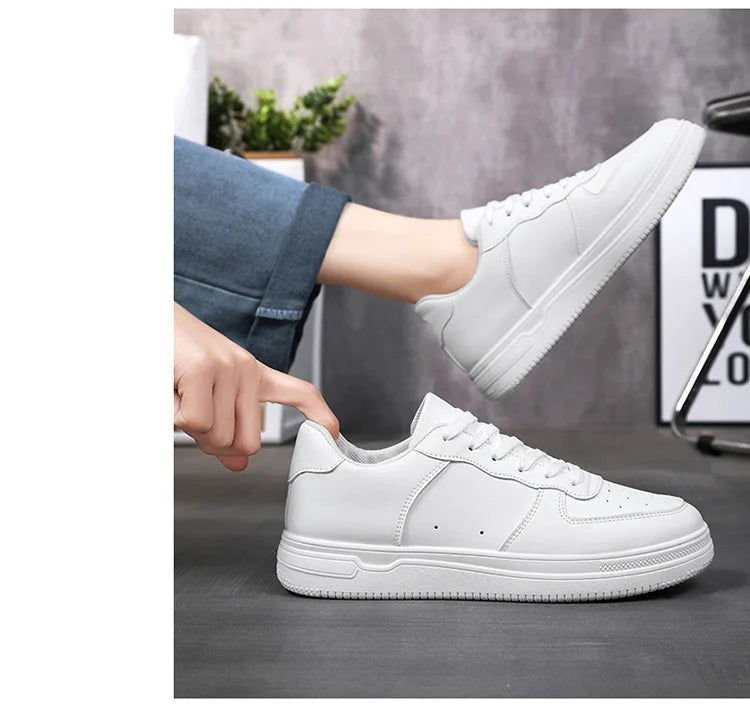 White Casual Sneakers for Men Leather Shoes Fashion Male Mens Tenis Autumn Platform Breathable Flat Man Running Sport Shoes 2024
