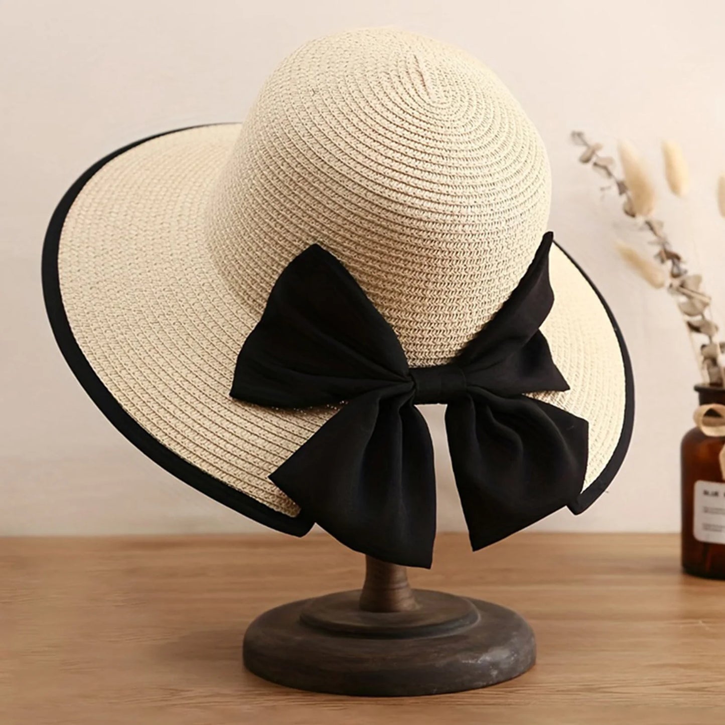 Women's Wide Brim Straw Hat with Bowknot Summer Straw Sun Hat Beach Vacation Sun Protection Hats for Outdoor Travel Photography