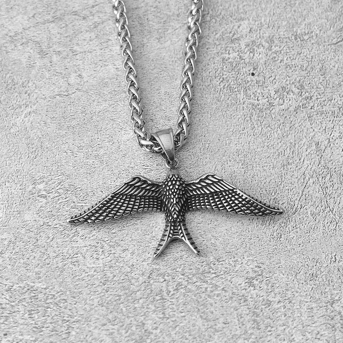 Stainless Steel Simplicity Animal Swallow Pendant Necklace Black Gun Plated Bird Necklace Jewelry Gift for Boyfriend