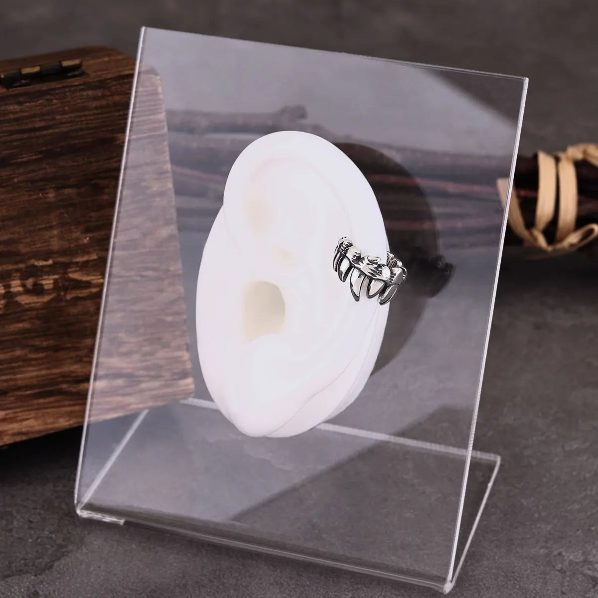 Gothic Vampire Teeth Simplicity Clip Earring Stinless Steel Girls Punk Hip Hop Jewelry Men's Non-Piercing Ear Cuff Earring