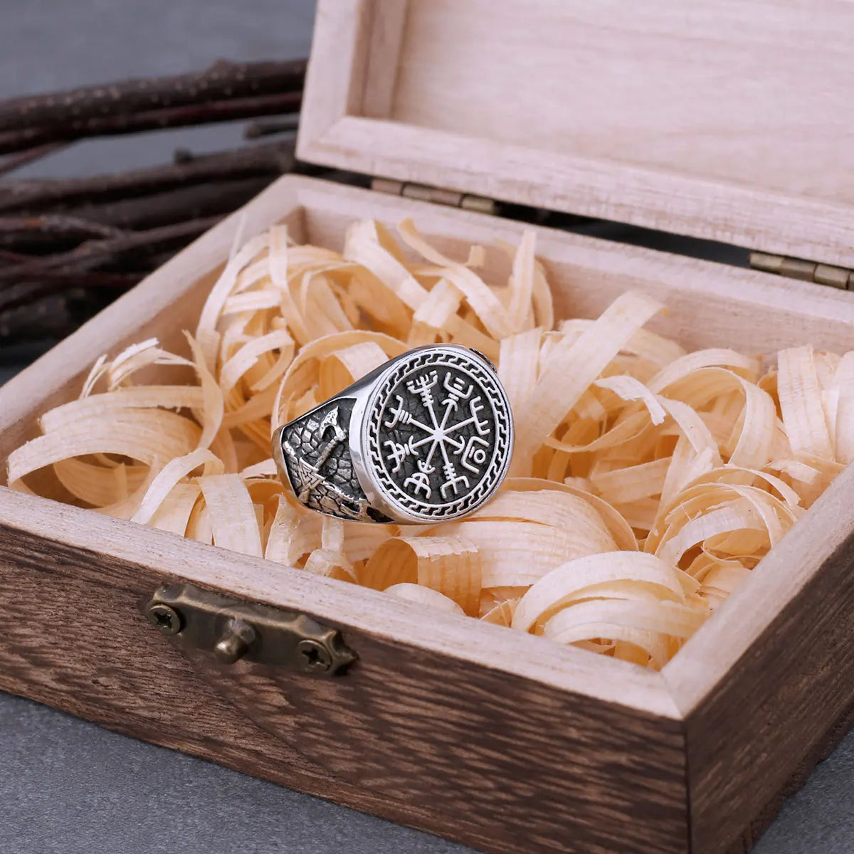 Nordic Viking Axe Vegvisir Compass Ring Men Stainless Steel Vintage Fashion Hip Hop Biker Ring Punk Awe of Helmet Amulet Jewelry