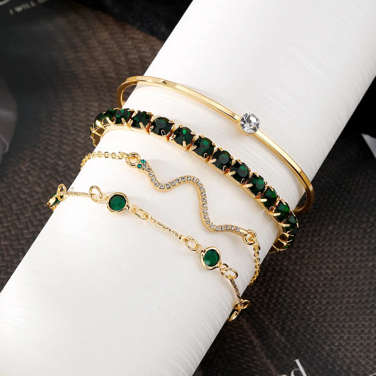 5pcs/Set Halloween Grimace Beaded Bracelet Set Holiday Party Skeleton Witch Pumpkin Head Woman Jewelry New Party Year's Gift