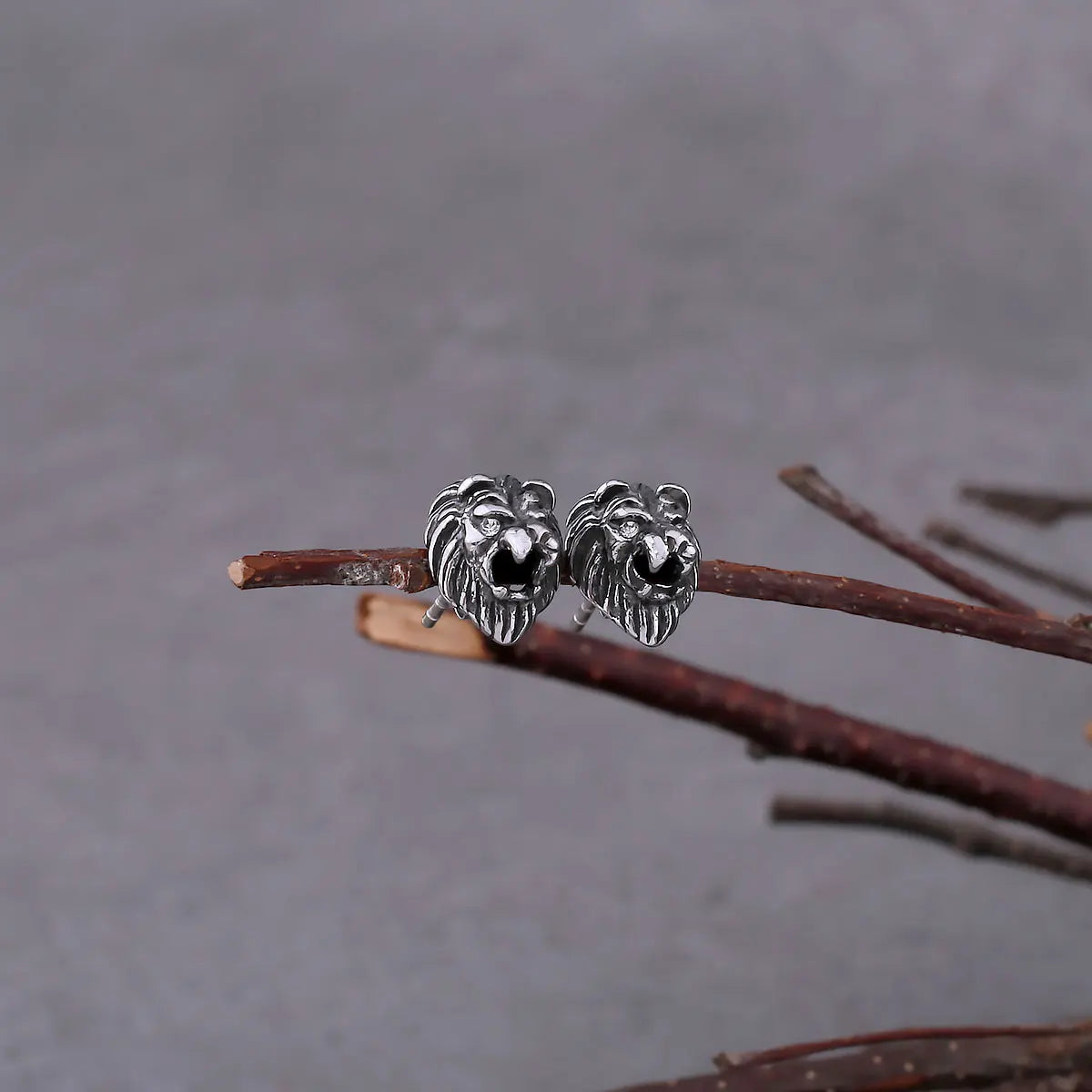 Fashion Animal Lion Stud Earrings For Men Stainless Steel Hip Hop Cool Street Style Earrings Punk Vintage Jewelry Gift