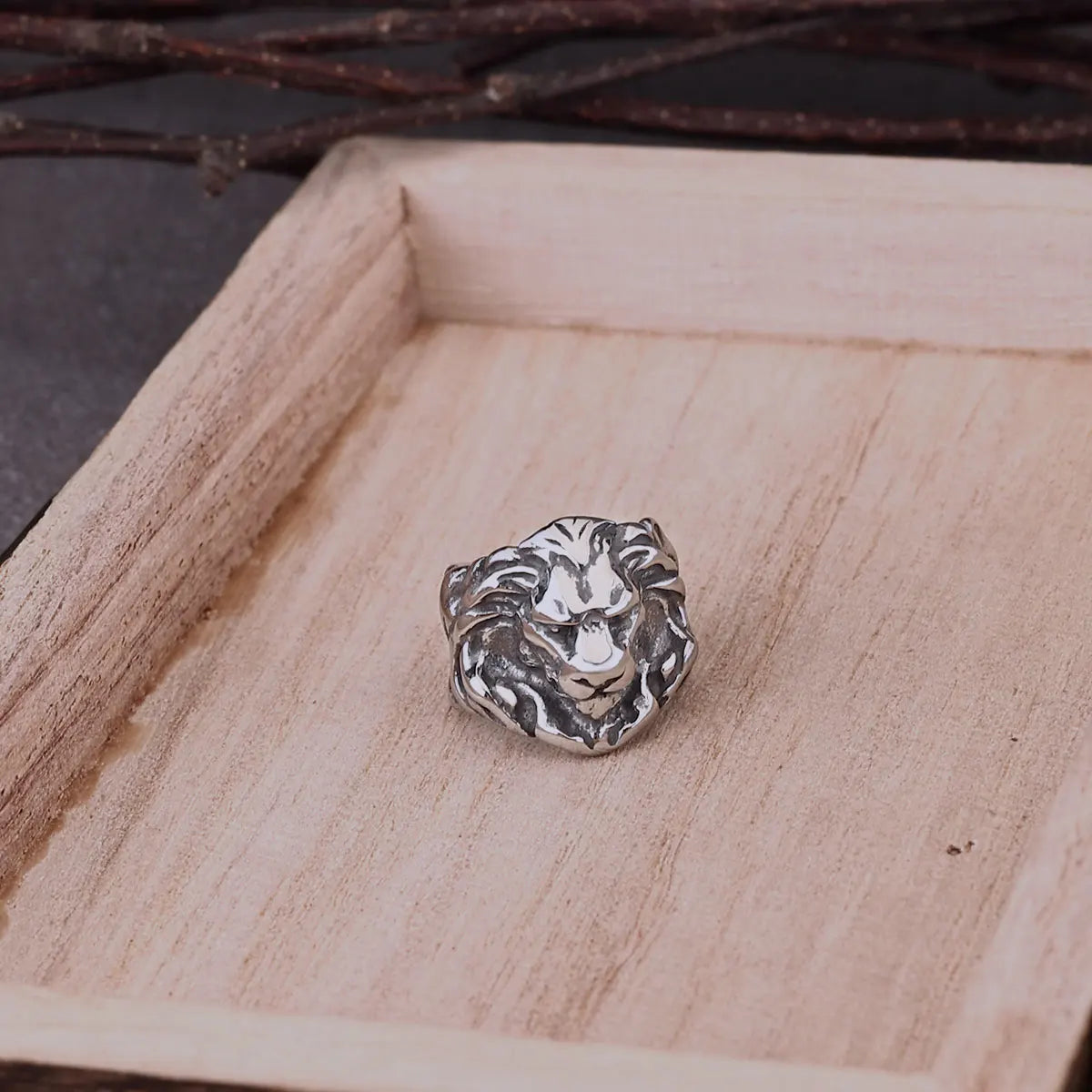 Stainless Steel Domineering Lion Head Clip Earring Female Rock Hip Hop Ear Accessories Jewelry Punk Party Wedding Earring Gift