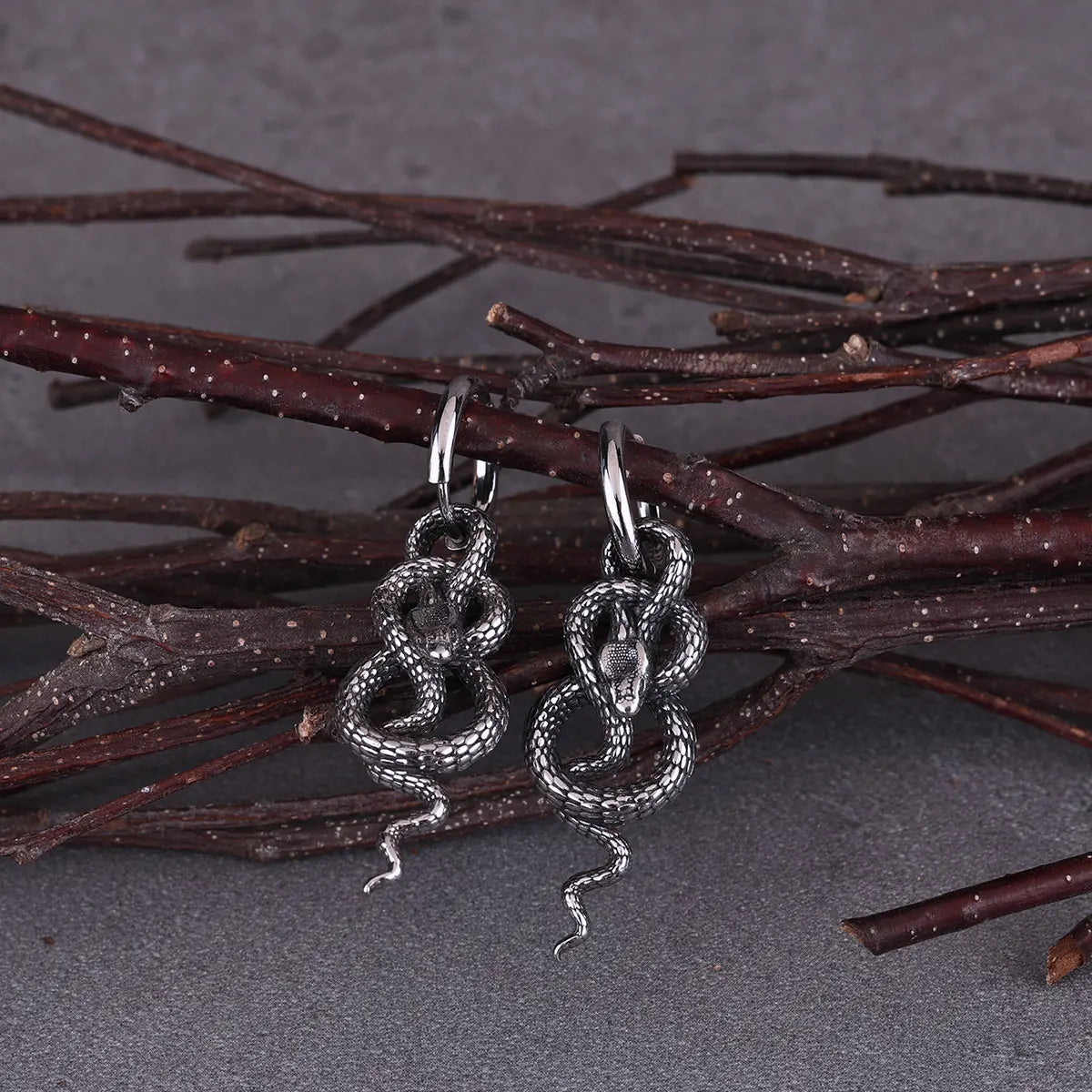 Stainless Steel Twisted Snake Street Tail Snake Earrings for Men and Women Punk Party Earrings Glamorous Everyday Jewelry Gifts