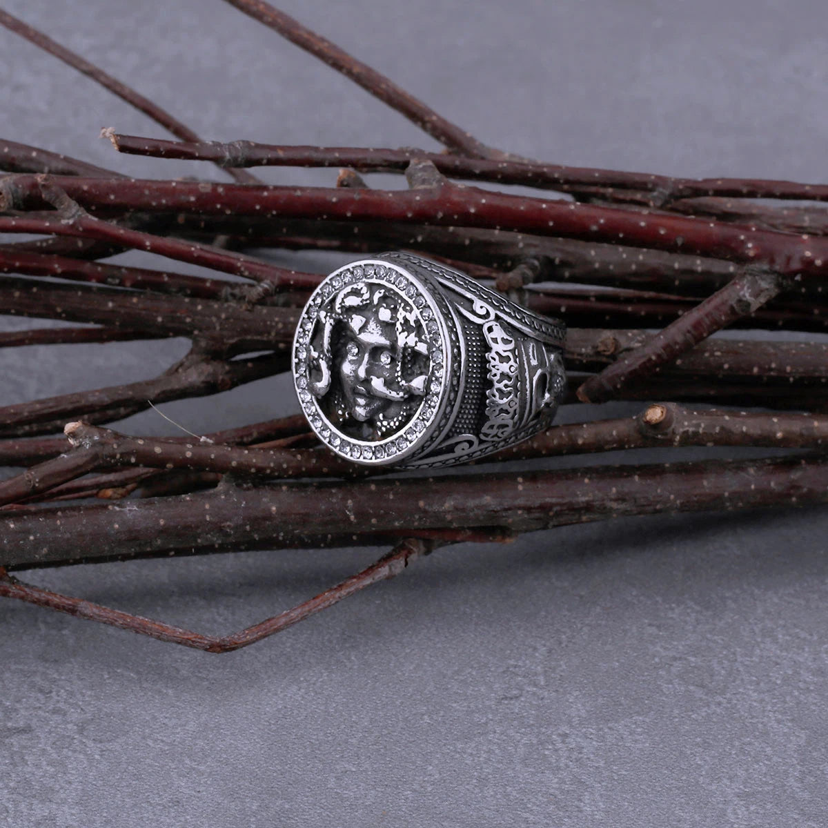 Greek Mythology Medusa Character Ring Stainless Steel Men and Women Couple Ring Hip Hop Biker Fashion Animal Jewelry Gift