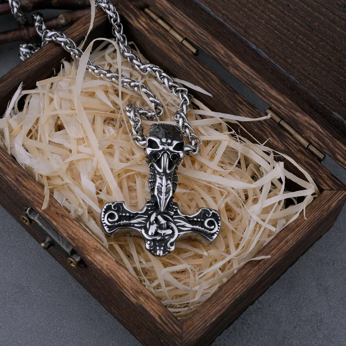 Viking Thor Mjolnir and Skull Necklace Men's Fashion Celtic Knot Amulet Hip Hop Punk Biker Pendant Stainless Steel Jewelry Gift