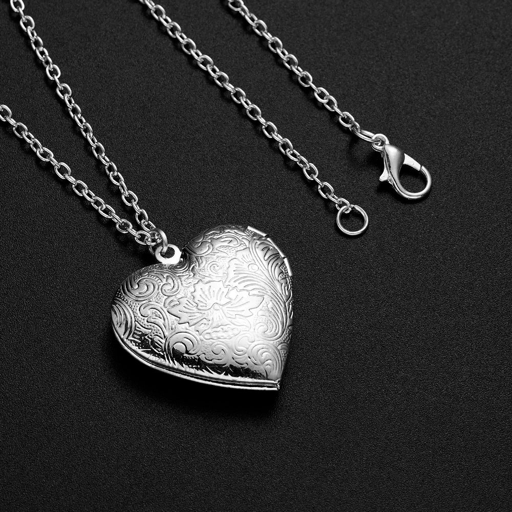 Unique Carved Design Heart-shaped Photo Frame Pendant Necklace Charm Openable Locket Necklaces Women Men Memorial Jewelry