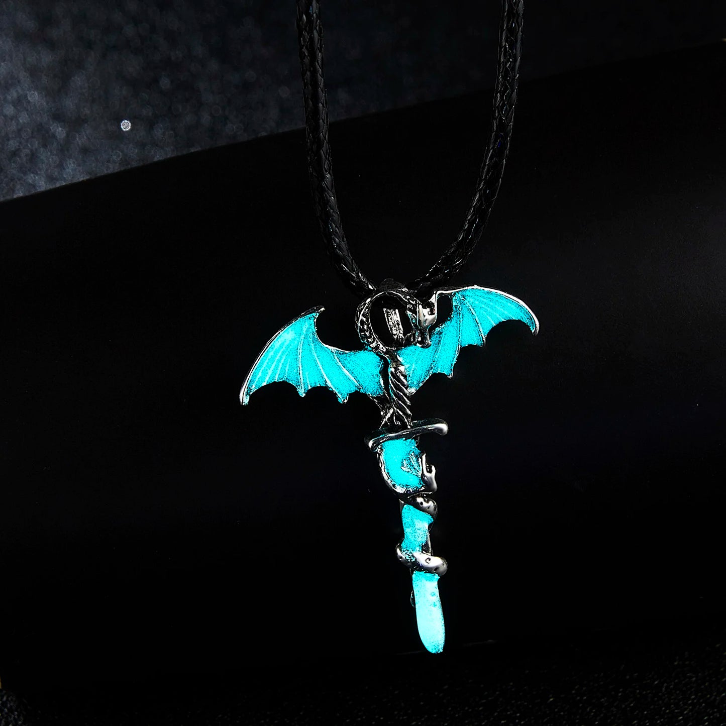 Rinhoo Vintage Magic Steampunk Glowing Luminous Punk Dragon Pendants Necklaces Mens Jewelry Glow In the dark Pendant Necklace