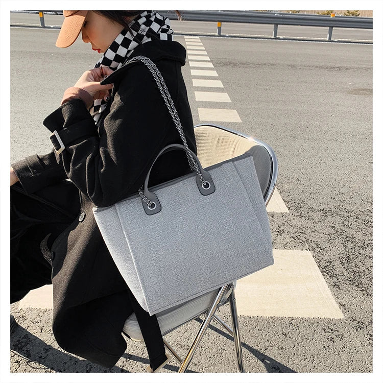 Women Tote Bag Fashion Canvas Large Capacity Handbag Casual Chains Shoulder Bags Ladies Big Messenger Bag Shopping Bag