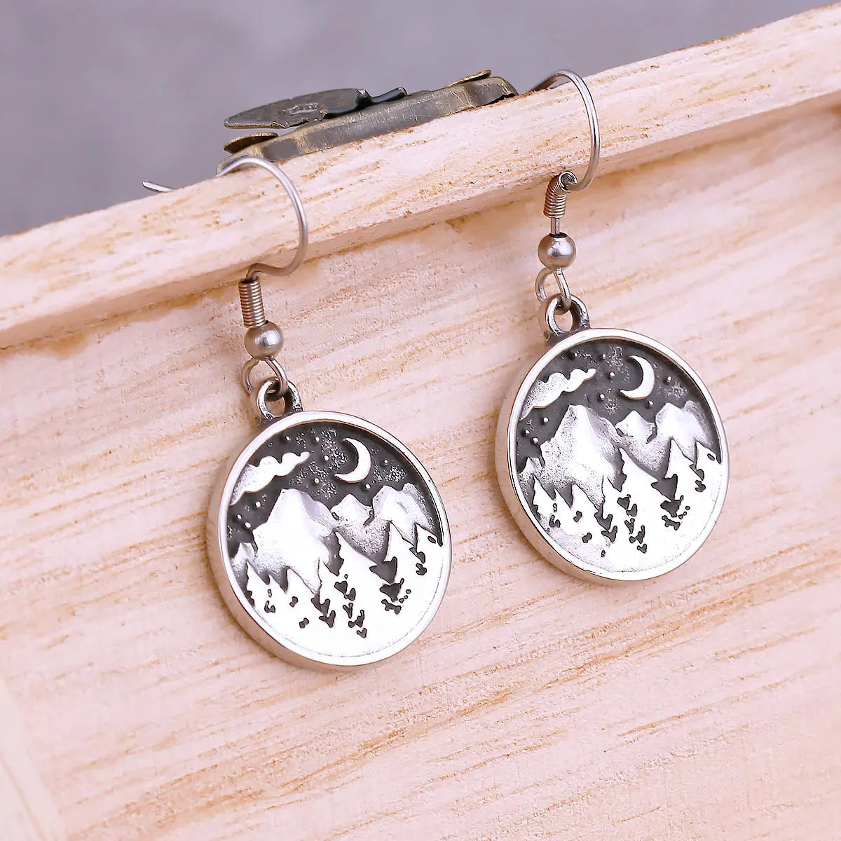 Vintage Forest Moon Drop Earrings For Men Stainless Steel Fashion Tree Plant Hip Hop Biker Earrings Punk Simple Jewelry As Gift