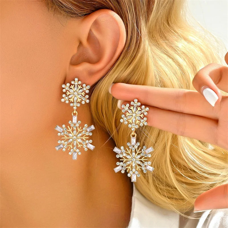 New Shiny Snowflake Earrings for Women Unique Imitation Pearl Long Chain Rhinestone Retro Pendant Earrings Fashionable Jewelry