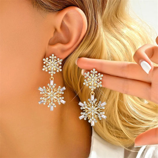 New Shiny Snowflake Earrings for Women Unique Imitation Pearl Long Chain Rhinestone Retro Pendant Earrings Fashionable Jewelry