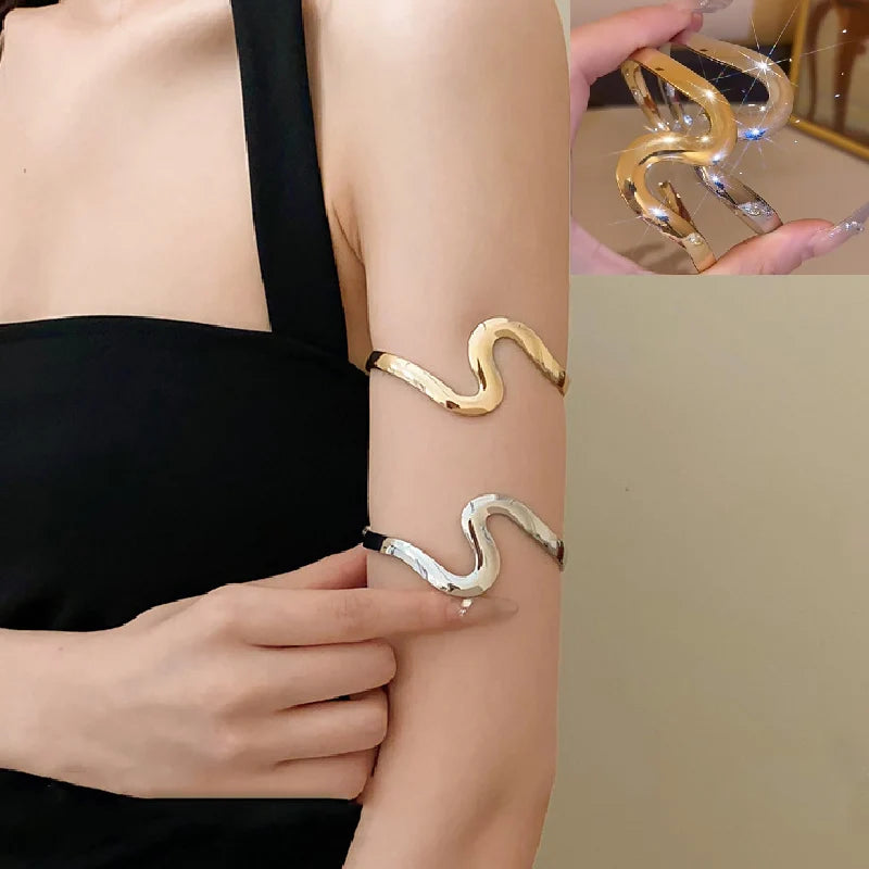 Personality Trendy Metal Irregular S-shaped Wavy Shape Open Bracelet Wrist Bracelet Bangle For Women Party Jewelry