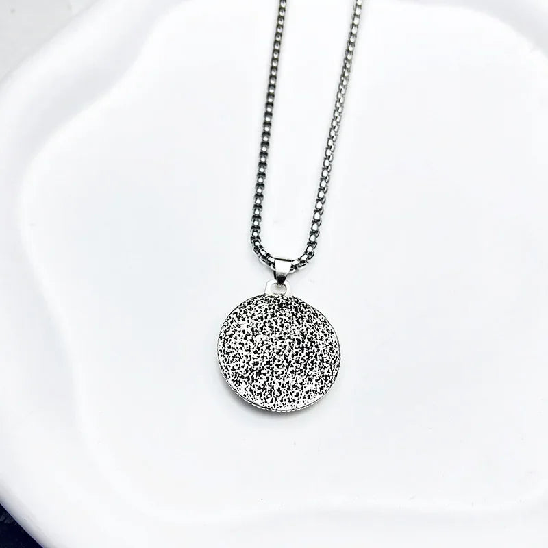 Fashion Simple Compass Necklaces For Men Retro Hip Hop Copper Disc Couple Pendant Sweater Chain Punk Jewelry Accessories Gift