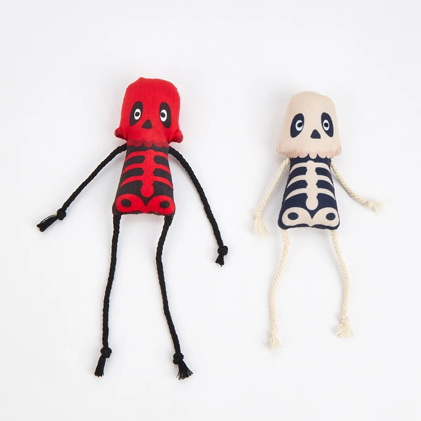 New Halloween Pet Toy with Catnip Inside Soft Durable Skull Plush Cat Toys Teeth Grinding Think Over Stress Relief Pet Supplies