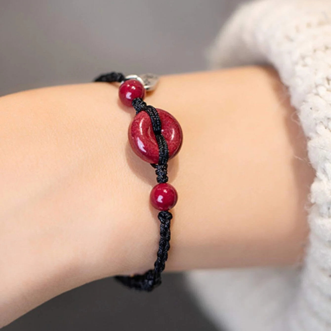 Handmade Lucky Cinnabar Red Gold Color Ping Buckle Beads Natural Stone Lotus Bracelet for Women Bracelet Party Jewelry Gift