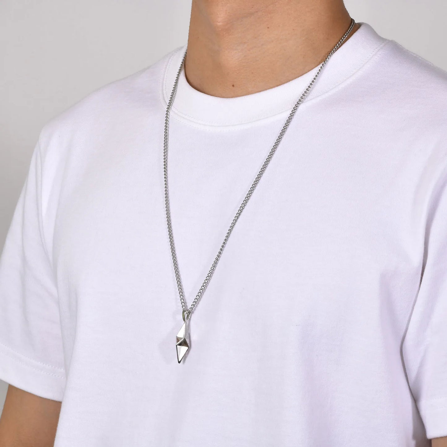 Vnox Star 4-Pointed Necklaces for Men, Stainless Steel Geometric Pendant Collar Valentine's Father's Day Birthday Gifts to Dad