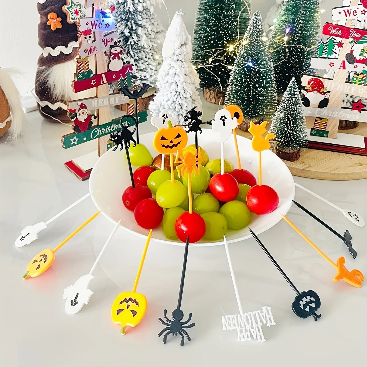 10/30/40PCS Plastic Halloween Toothpicks Halloween Cupcake Topper Ghost Bat Spider Fruit Toothpicks Halloween Party Cake Decorat