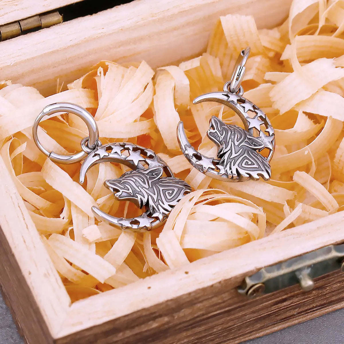Punk Vikings Wolf Moon Star Drop Earrings For Men Nordic Odin Fashion Amulet Earrings Stainless Steel Vintage Party Gift Jewelry