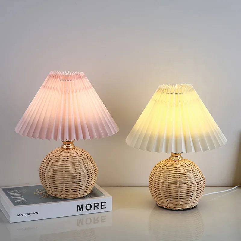 Nordic Ins Wind Internet Red Desk Lamp For Girls Warm Night Light High End Pleated Bedroom Bedhead Desk Lamp