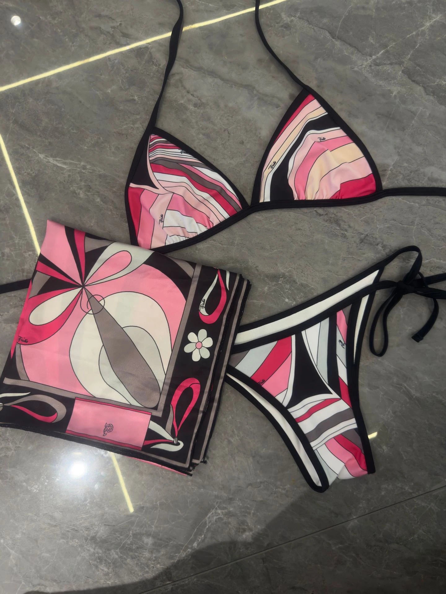 2025 Luxury Design Bikinis Headband Swimwear Women's Cut Out Swimsuits Europe Fashion Brand Lady Beachwear Scarf Bathing Suits