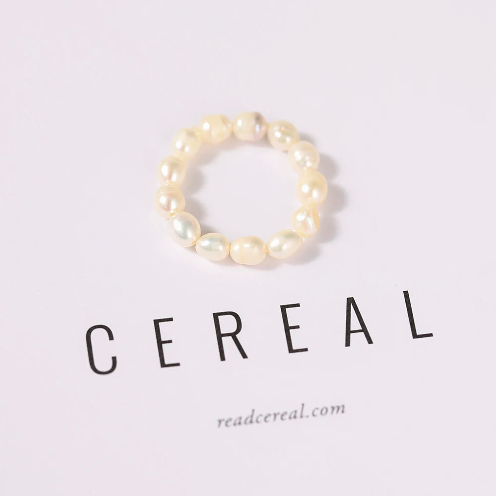 Fashion Elegant Beaded Pearl Rings Imitation Pearl Geometric Rings for Women Continuous Circle Minimalist Ring 2022 New