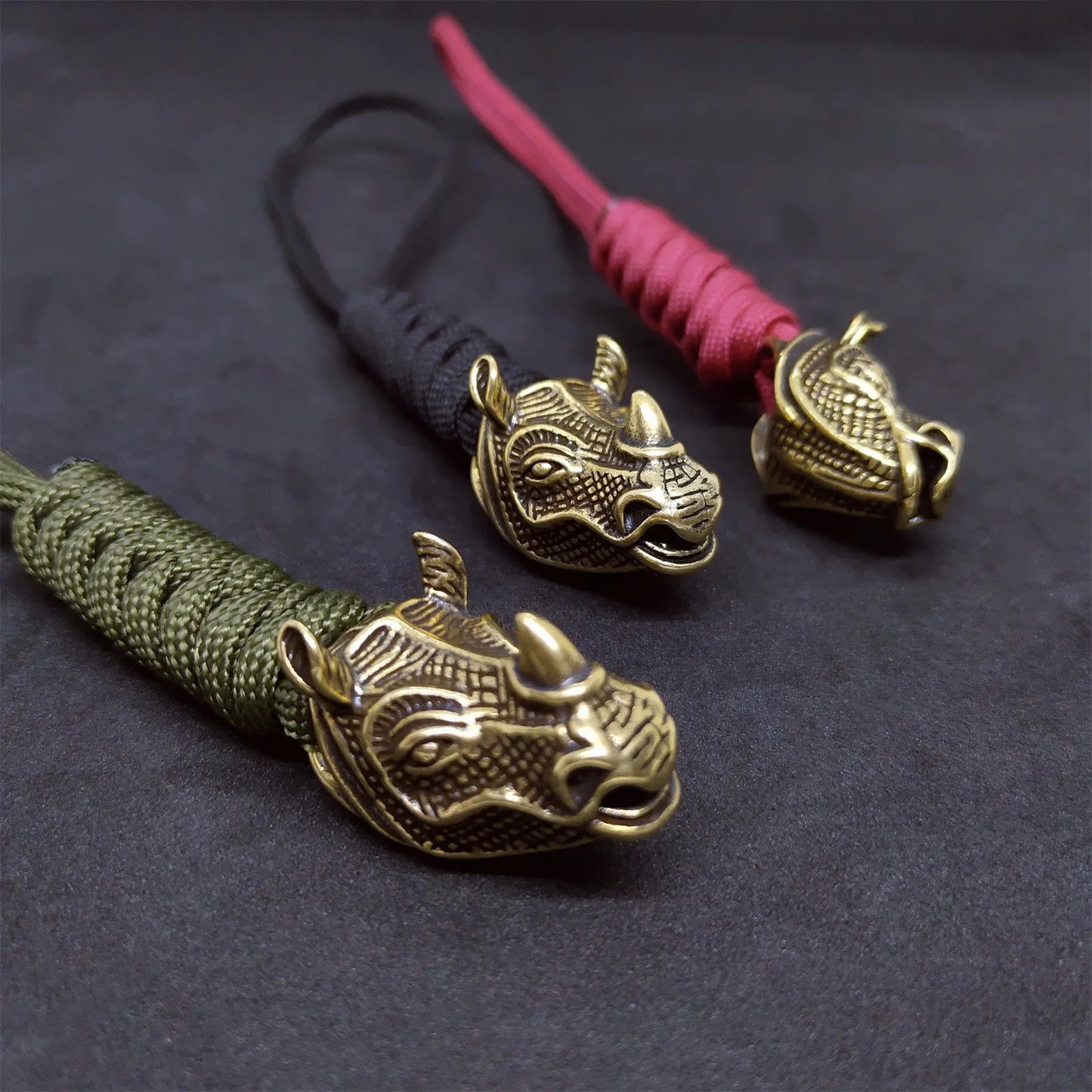 Rhino Avatar Retro Brass Ornaments Men's and Women's Key Ring Gifts Bag Knife Rope Pendant Crafts Accessories Handmade Keychain