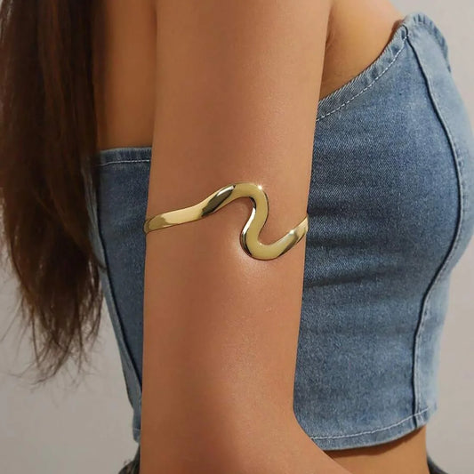 Personality Trendy Metal Irregular S-shaped Wavy Shape Open Bracelet Wrist Bracelet Bangle For Women Party Jewelry
