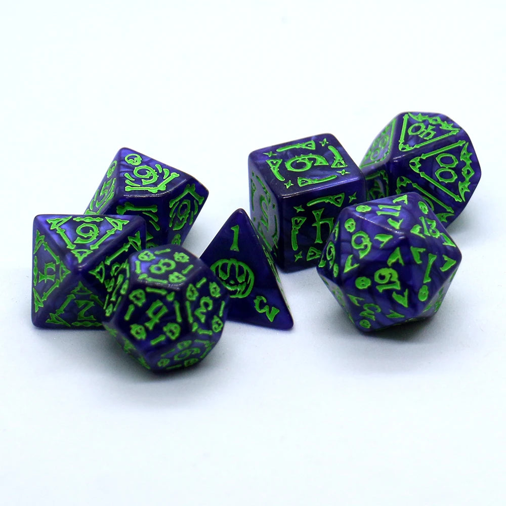 7pcs Set Relief Halloween Pattern Board Game Dice Set, DND Game Dice