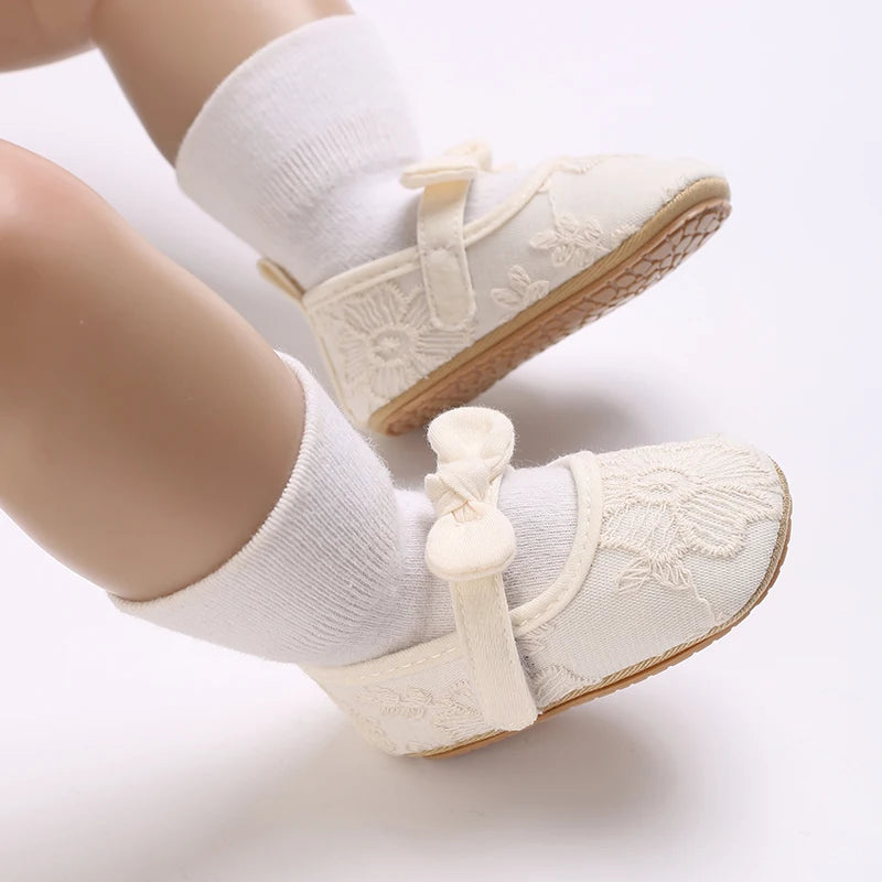 Cute Lace Baby Princess Shoes for Spring And Autumn 0-18M Infant Girls Anti-Slip Rubber Sole Bow Detail Anti-Slip Footwear