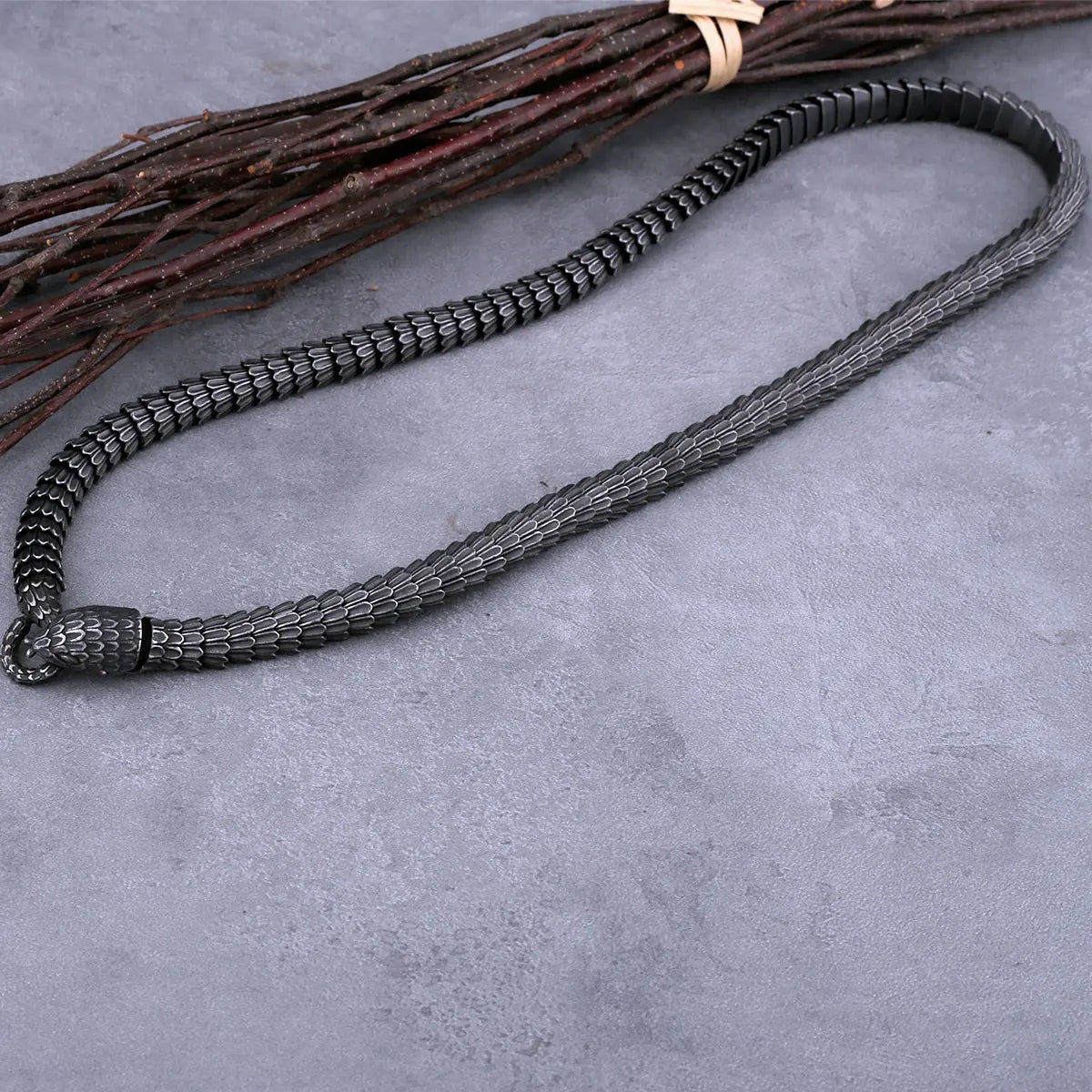 Stainless Steel Viking Ouroboros Necklace Men's Punk Gothic Snake Necklace Fashion Biker Vintage Charm Jewelry Gift Wholesale