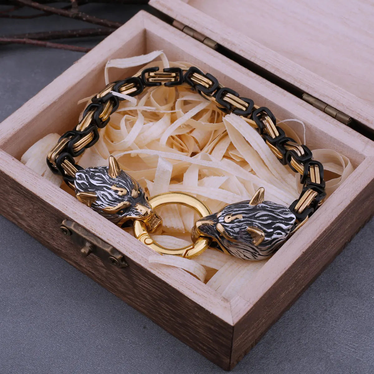 Viking Wolf Head Men's Bracelet Never Fade Hip Hop Rock Glamour Biker Fashion Bracelet Stainless Steel Jewelry Gift With Box